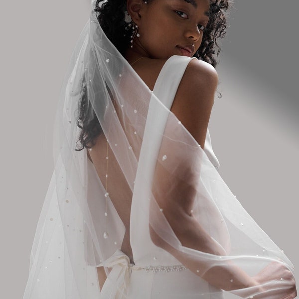 Pearl Tulle Wedding Veil, Modern Bridal Veil With Pearls, Minimalist Bridal Wedding Accessory,