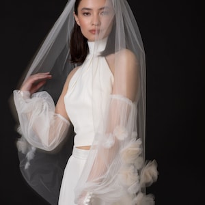 Delicate Wedding Flower Veil, Floating Soft Tulle Floral Veil, Modern Wedding Veil, Tulle Wedding Accessory