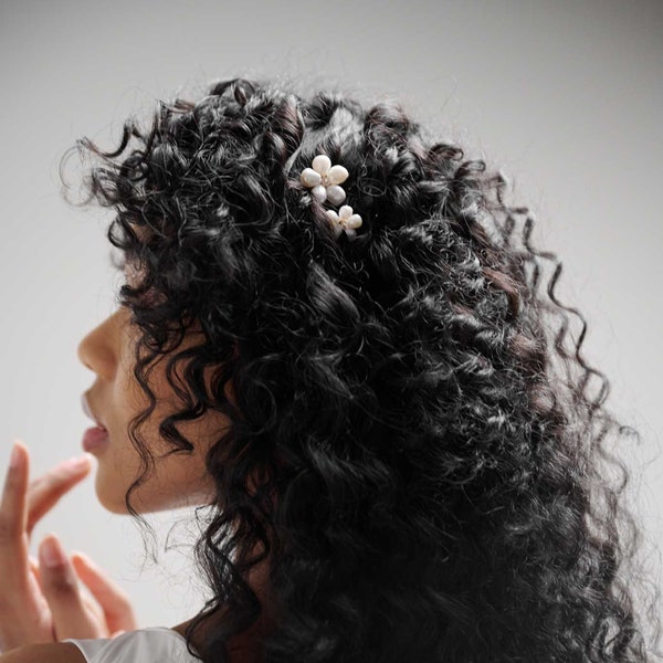 Wedding Pearl Hairpin Set, Bridal Hair Accessory, Modern Bridal Hairpin, Minimalist Freshwater Pearl Set