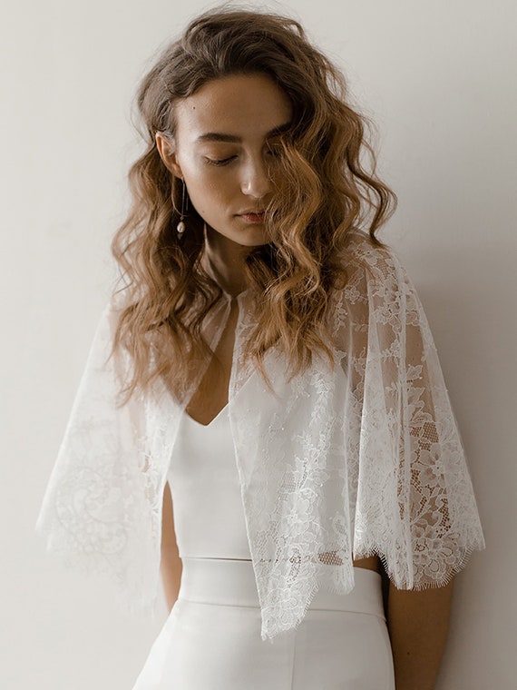 lace capelet wedding