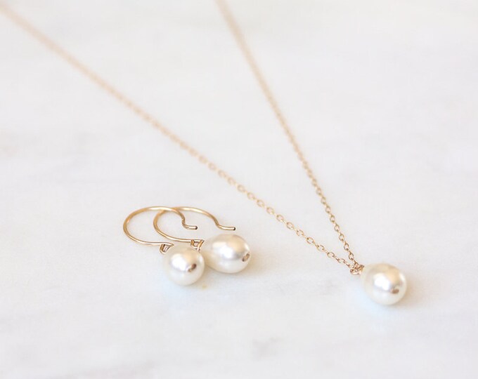 Pearl Earrings and Necklace Set Pearl Jewelry Bridesmaids Etsy