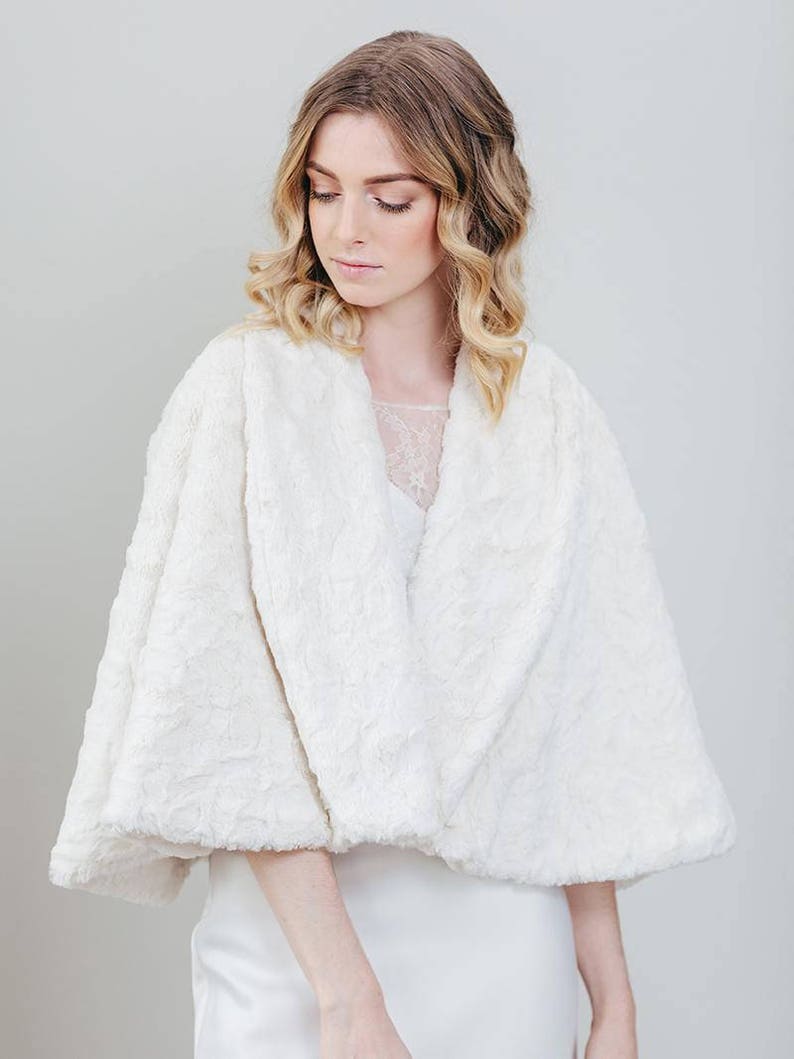 Winter Wedding Fur Cape Winter Bridal Shrug Winter Bridal - Etsy UK