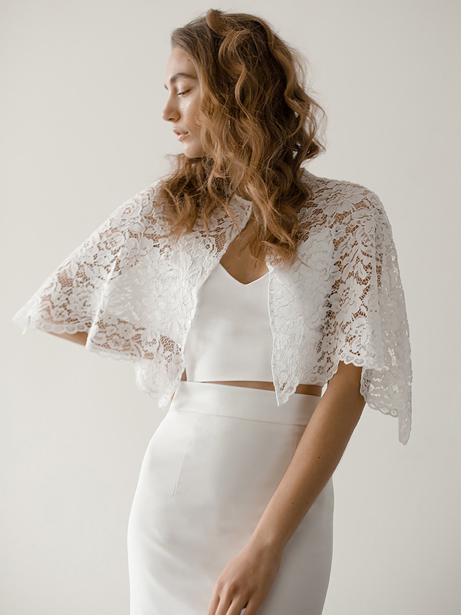 lace capelet wedding