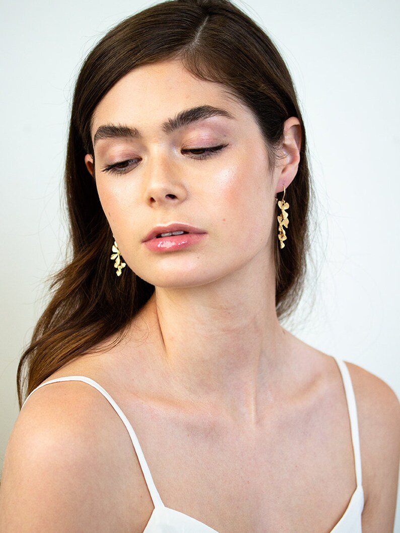 Silver Flower Earrings Dangle Bridal Earrings Drop Wedding Etsy Canada