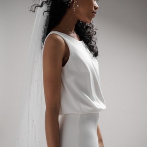Pearl Modern Bridal Veil