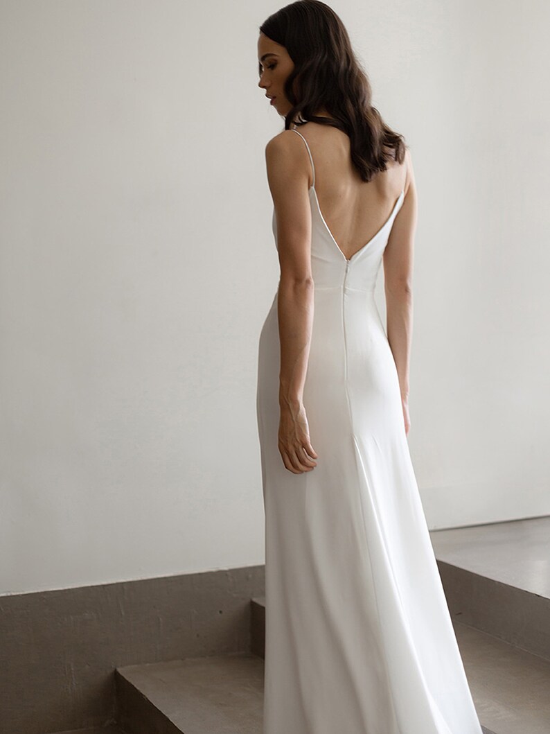 Simple Modern Lace Bridal Gown Ivory Backless Wedding Gown | Etsy Canada