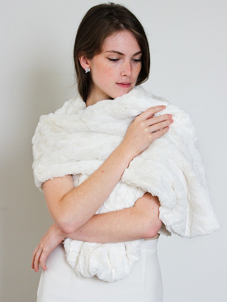 Faux Fur Stole Faux Fur Bridal Wrap Ivory Wedding Shawl Etsy Canada