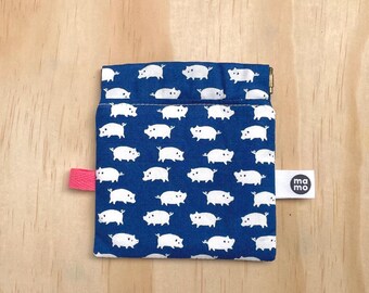 Pig Print Squeeze Coin Pouch: Tech Accessory Organizer