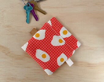 Eggcellent breakfast squeeze pouch