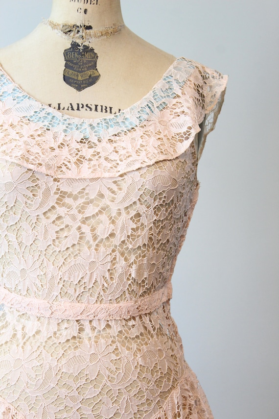 1930s PEACH LACE blue ribbon gown WEDDING dress x… - image 4