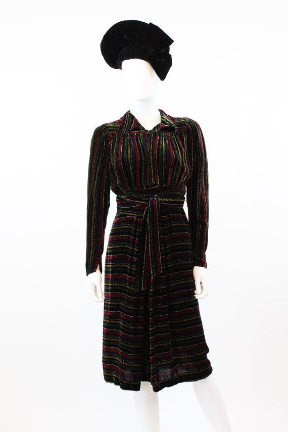 1930s 1940s CHANEL adaptation SILK velvet dress s… - image 2