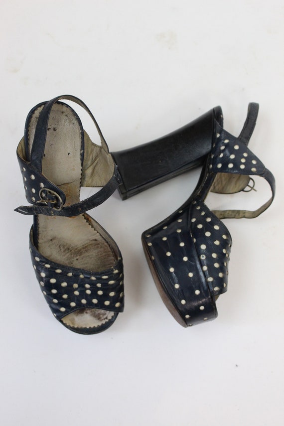 1970s does 1940s platform polka dot shoes size 5 … - image 7