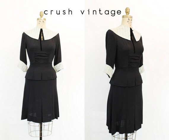 1940s peplum dress xs | vintage large collar rayon