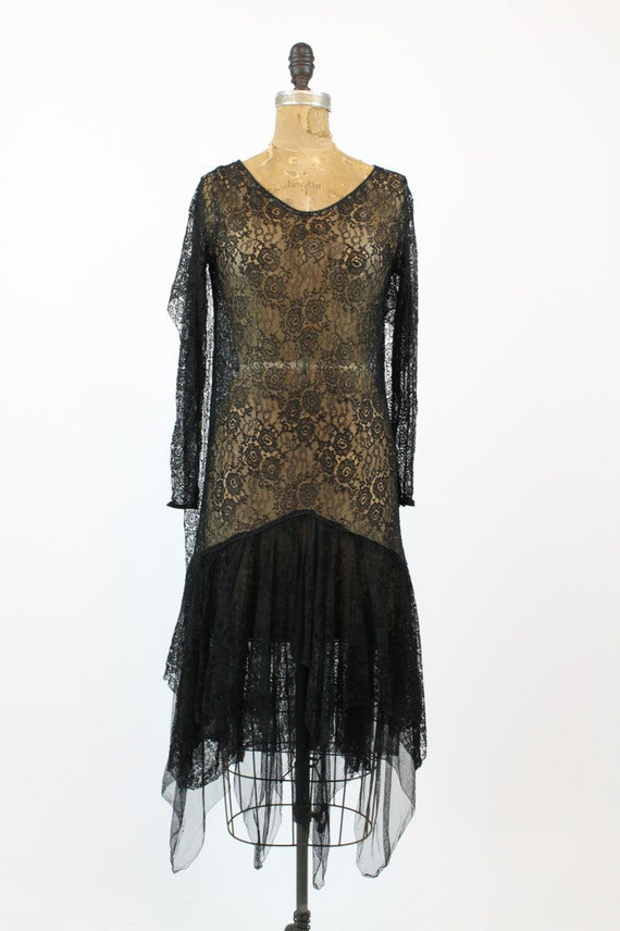 1920s lace spiderweb dress xs | antique handkerch… - image 2