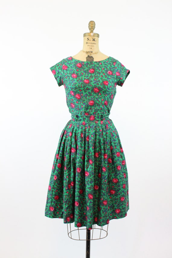 1950s rose print set dress xs | vintage novelty p… - image 5