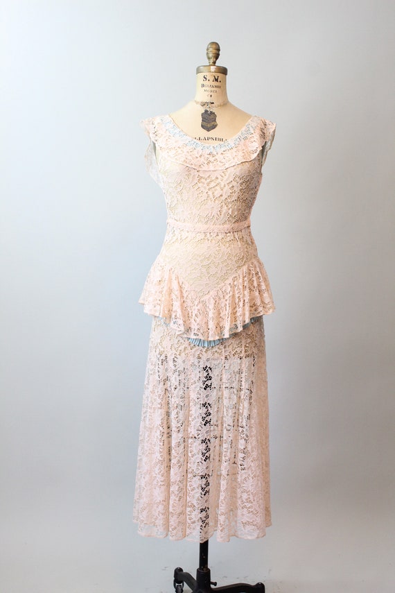 1930s PEACH LACE blue ribbon gown WEDDING dress x… - image 5