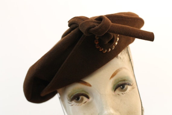 1940s studded hat | vintage wool tilt | beret - image 3