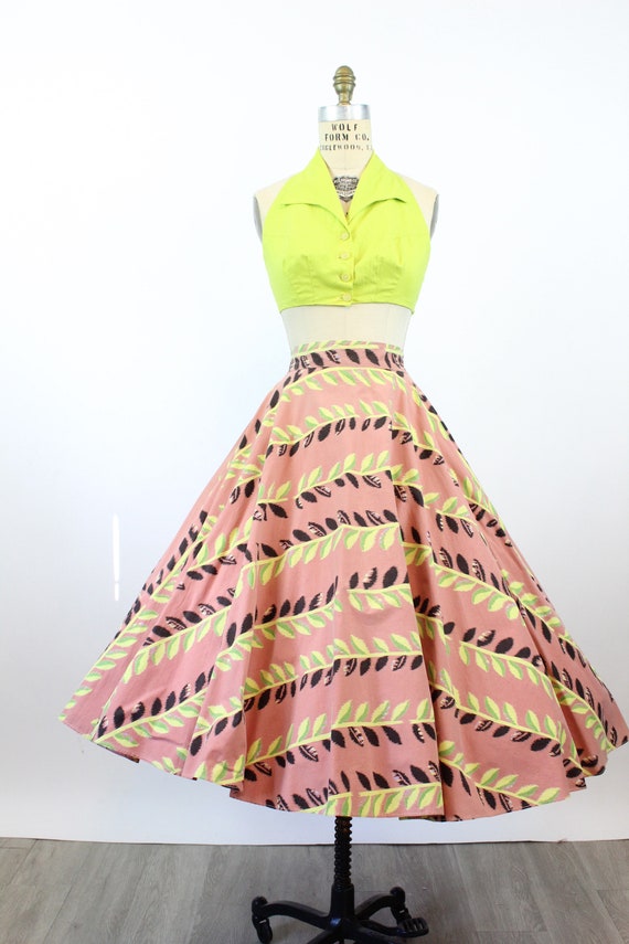 1950s CHARTREUSE vine print circle skirt xs | new… - image 2