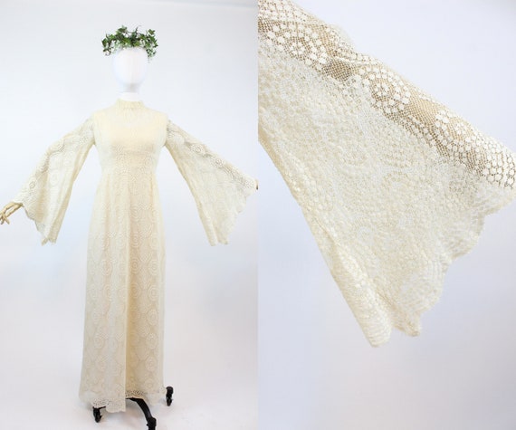 1970s ANGEL SLEEVES lace wedding dress xs small |