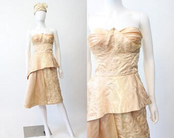 1950s strapless nude cocktail dress xs | new fall