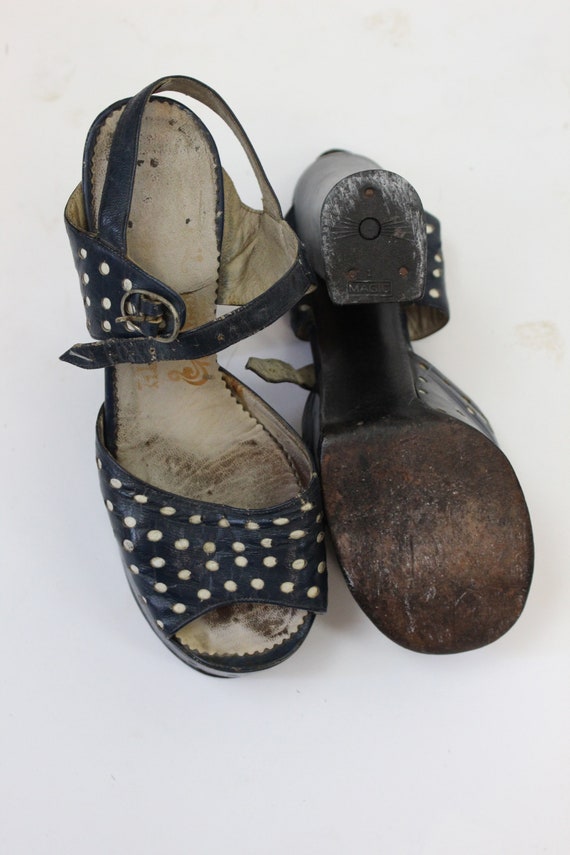 1970s does 1940s platform polka dot shoes size 5 … - image 8