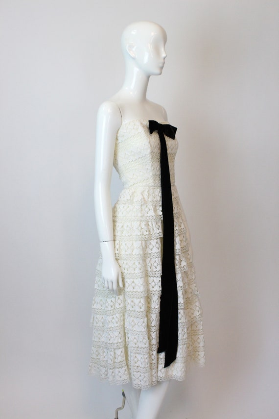 1950s crochet strapless dress xxs | saks fifth av… - image 8