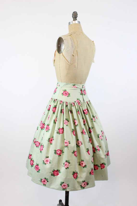 1950s rose print skirt xs | vintage pistachio chi… - image 7