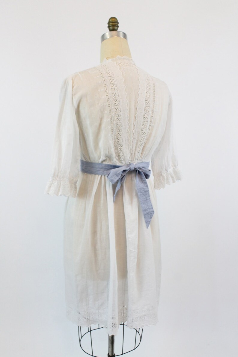 1910s Edwardian Dress Medium Large   Antique Cotton Lace Dress   Windsor Square Dress