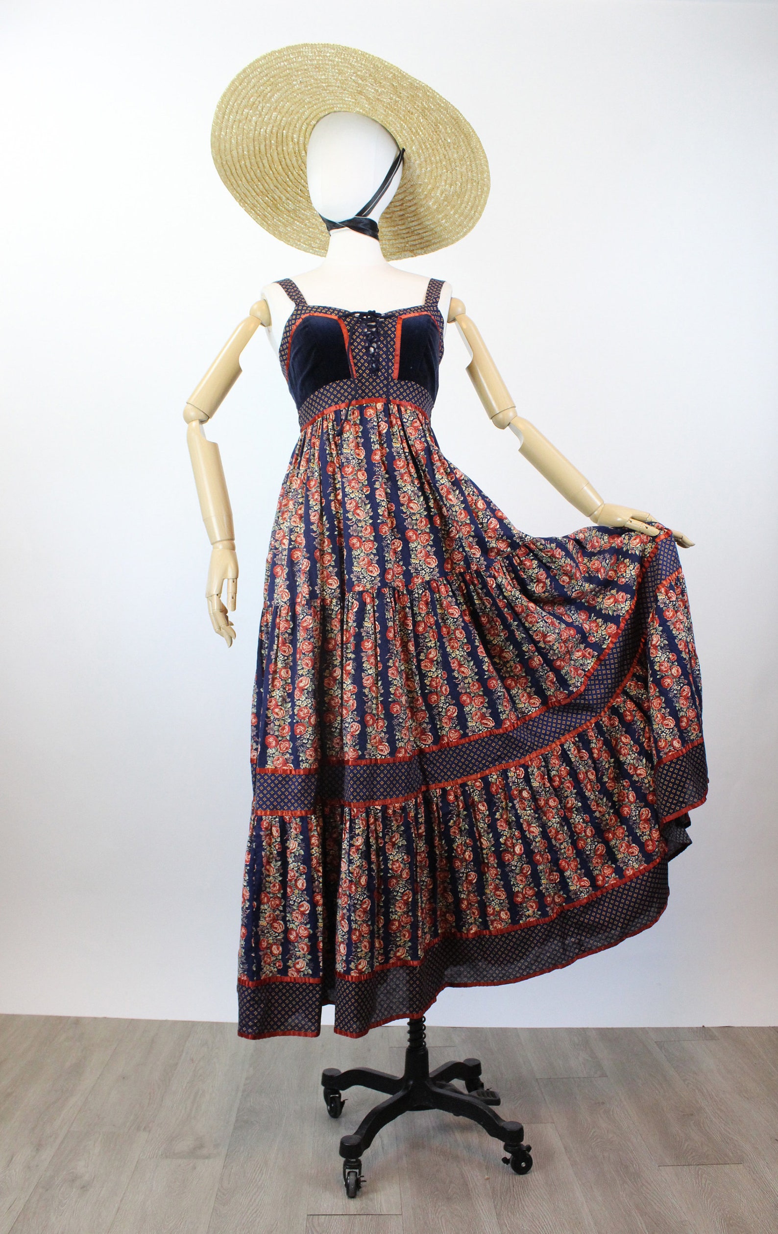 1970s GUNNE SAX Cabbage Rose Corset Maxi Dress Xss | New Spring Summer ...