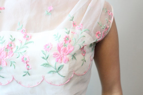 1950s ORGANZA PINK ROSE embroidered dress xxs  | … - image 4