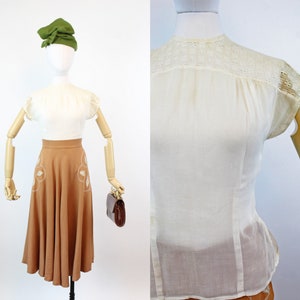 1950s cotton and LACE blouse xs | new fall