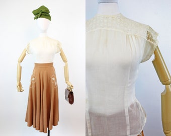 1950s cotton and LACE blouse xs | new fall