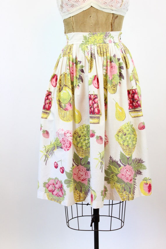 1950s CHERRY pear fruit novelty print skirt xs | … - image 4