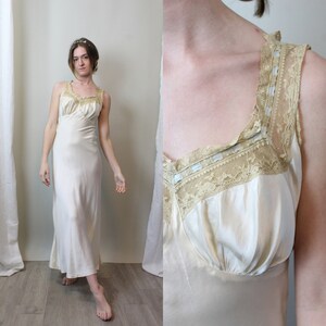 1940s vintage Nightgown slip dress, Bias Cut floral print Lingerie dress