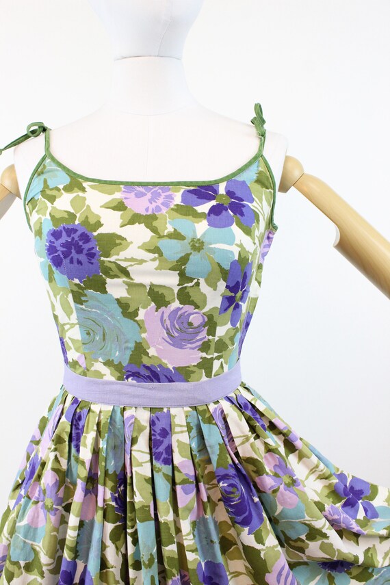 1950s floral dress | cotton rose print tie strap … - image 3