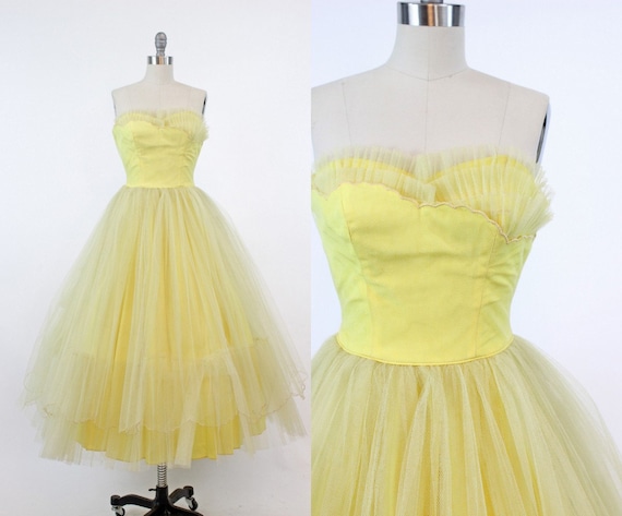 1950s strapless tulle dress xxs | vintage cupcake