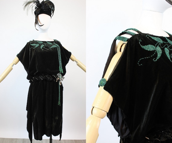 1920s RARE GREEN bead art deco velvet dress xs | … - image 1