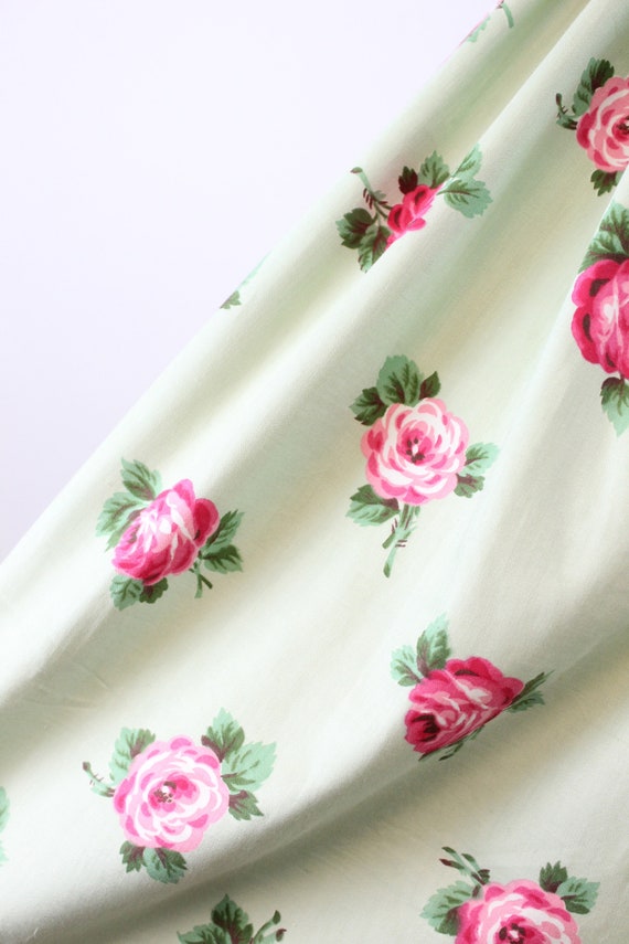 1950s rose print skirt xs | vintage pistachio chi… - image 2