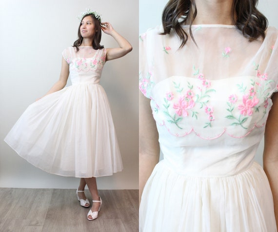 1950s ORGANZA PINK ROSE embroidered dress xxs  | … - image 1