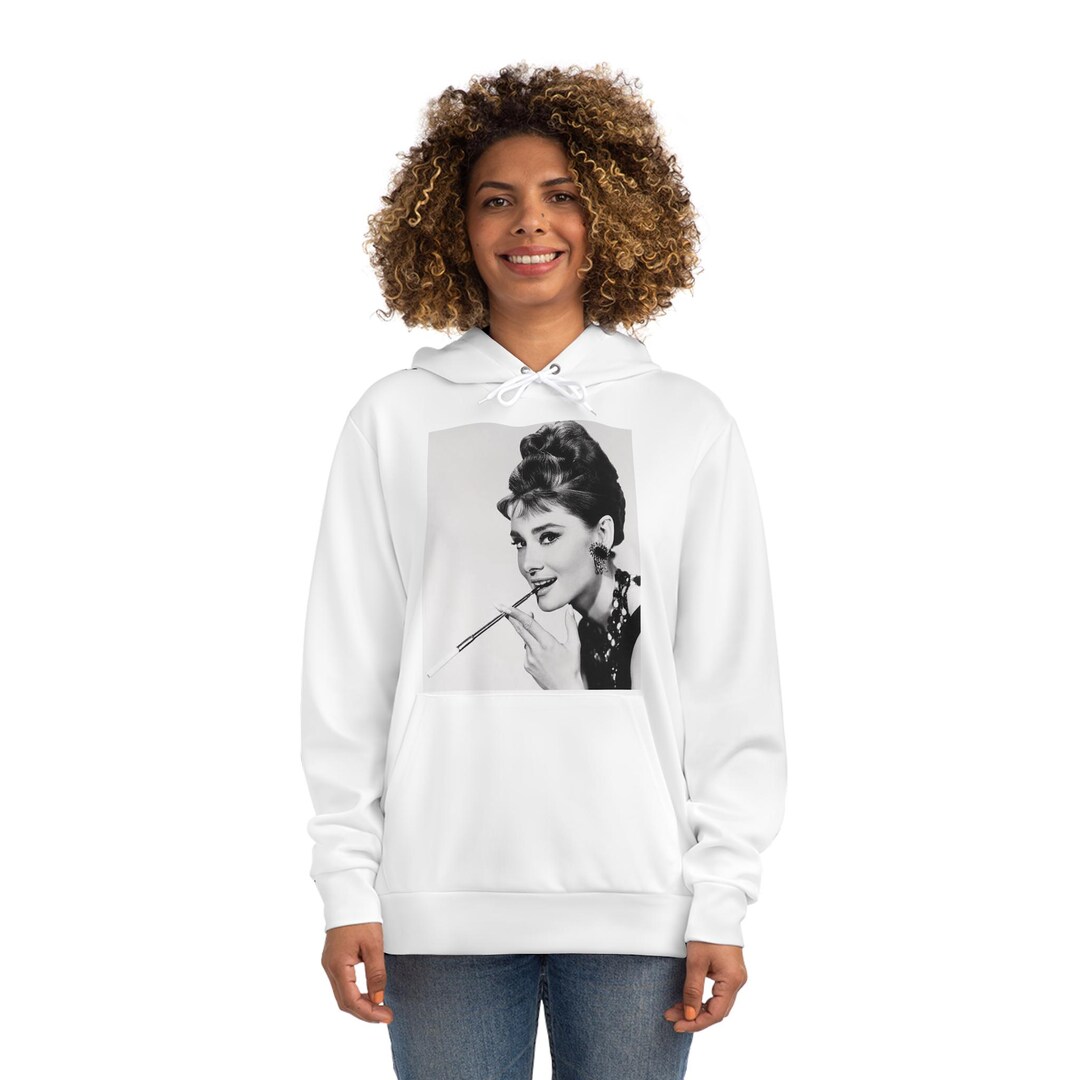 Audrey Hepburn LIFE Magazine Sweatshirt - Vintage Design | Klassischer Schnitt | 8.5 Oz Baumwolle