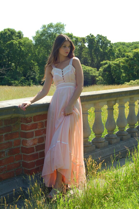 Vintage 70s GUNNE SAX Prairie Dress Peach Empire Waist Boho Maxi Dress - Etsy Vintage 70s GUNNE SAX Prairie Dress Peach Empire Waist Boho Maxi Dress - Etsy