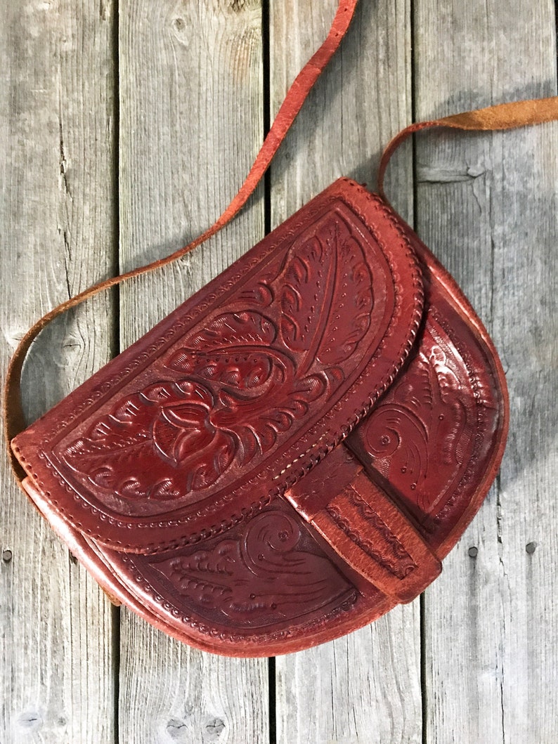 Vintage 70s TOOLED LEATHER Bag 1970s Leather Handbag Hippie Purse RUST Leather Handbag Boho Leather Bag Artisan Handbag
