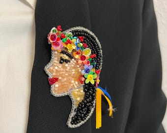 Beaded girl face, Girl face brooch, Ukrainian brooch,Handmade jewelry,Flowers braided hair,Brooch'Woman’s face',Gift for woman,Floral wreath