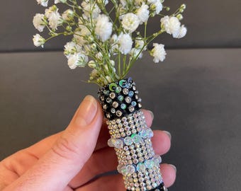 Boutonniere de boda, broche florero, accesorio nupcial, boutonniere para el novio, mini florero, alfiler de boda, boutonniere hecho a mano, regalo de boda
