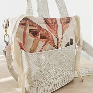 Nature bucket bag
