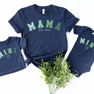 Mama Shirt, Mama and Mini Shirt, Gift for Moms, Customizable T-Shirt, Customizable Gift, Clothing for Women, Mom Shirt
