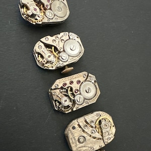 Steampunk watch parts - Vintage Antique Watch movements Steampunk - Scrapbooking c89