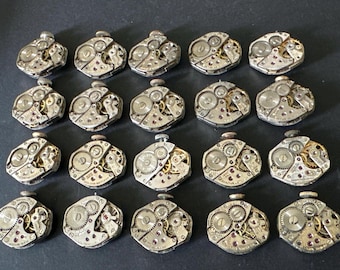 Watch movements - Vintage parts - Steampunk - Jeweled Movements - C47