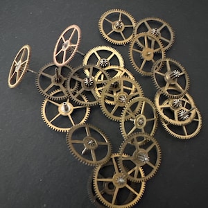 Brass gears Vintage WATCH PARTS gears - Steampunk parts - k78 Listing is for all the watch parts seen in photos