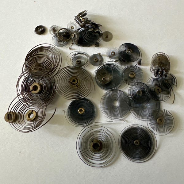 Vintage Watch -  watch parts springs- Steampunk - Scrapbooking H71